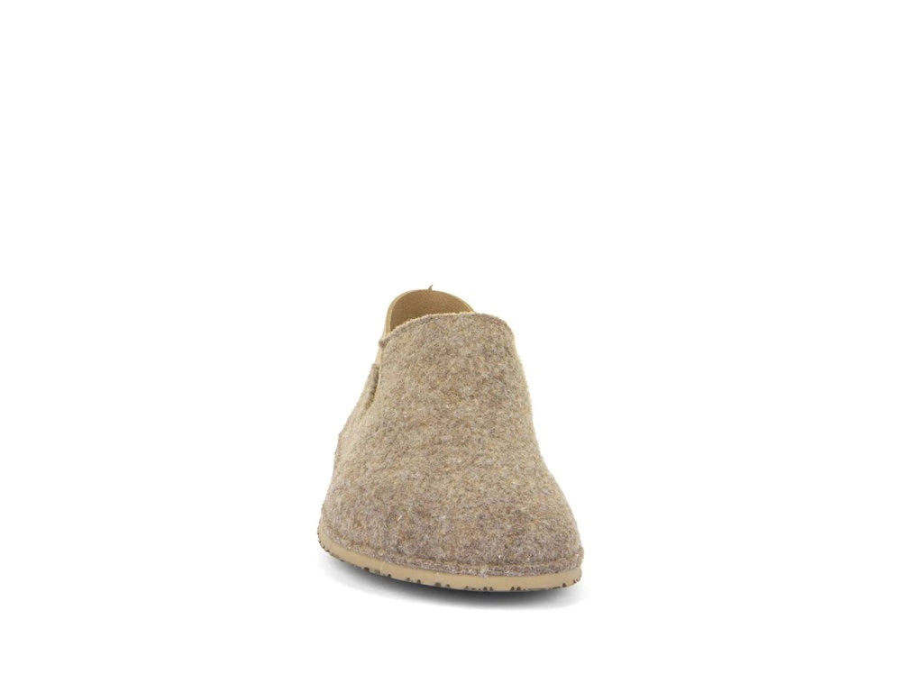 Calçado Froddo Barefoot Slip-On Flexy Beige, vista frontal.