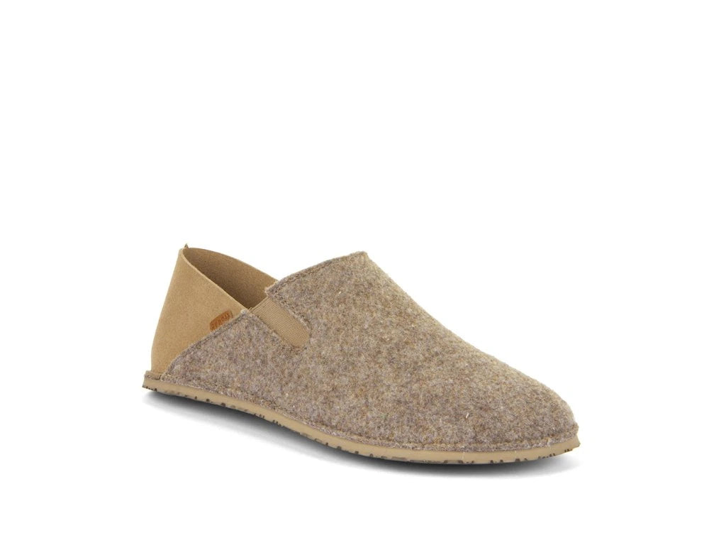 Calçado Froddo Barefoot Slip-On Flexy Beige, vista lateral frontal.