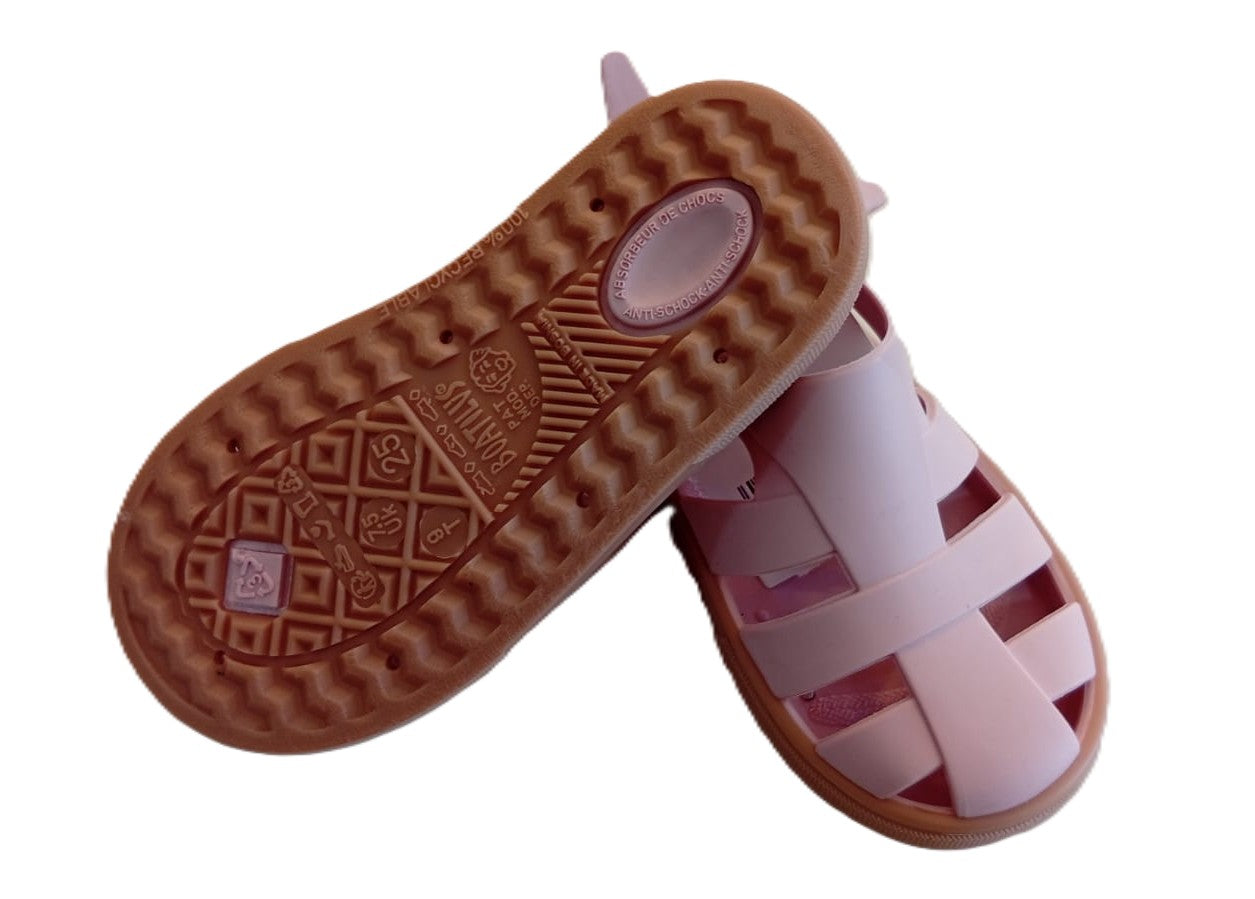 Vista da sola de borracha antiderrapante das sandálias Boatilus Bioty Rosa e Bege.