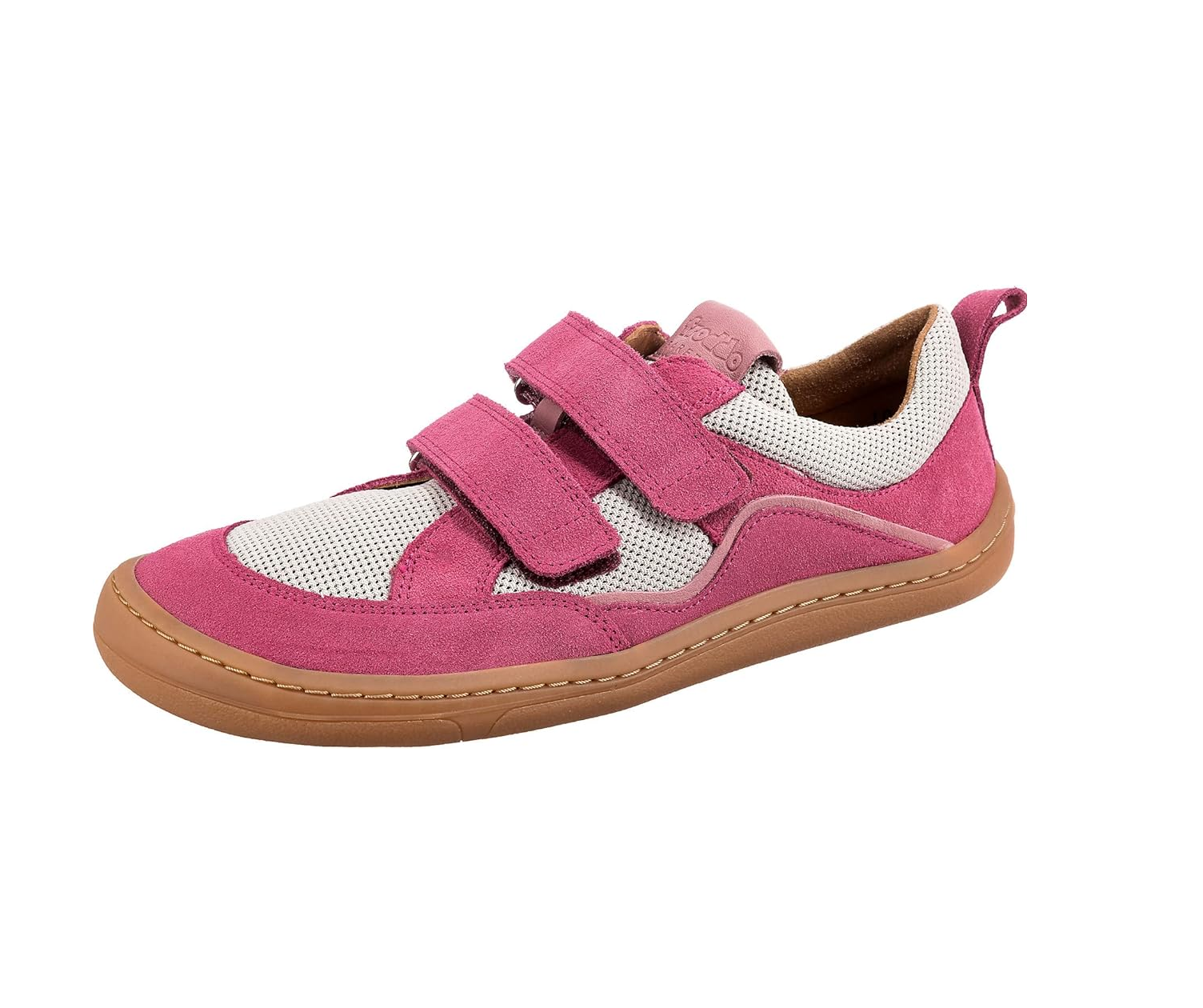 Sapatilha desportiva barefoot em malha respirável rosa-fúcsia com detalhes em camurça. Fecho de velcro duplo, sola flexível antiderrapante e ajuste confortável.