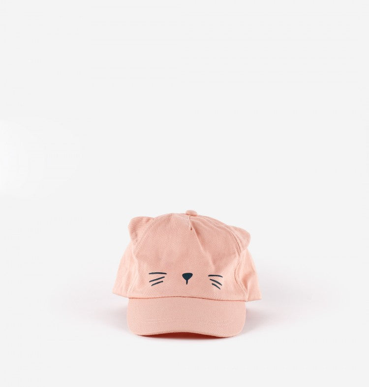 Boné infantil Victoria em lona rosa com design de gato, vista frontal em fundo branco.