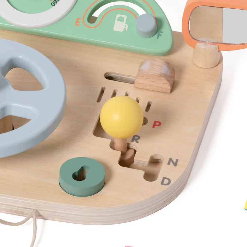 Detalhe da manete de mudanças e outros elementos interativos do Classic World Volante Multifunções.