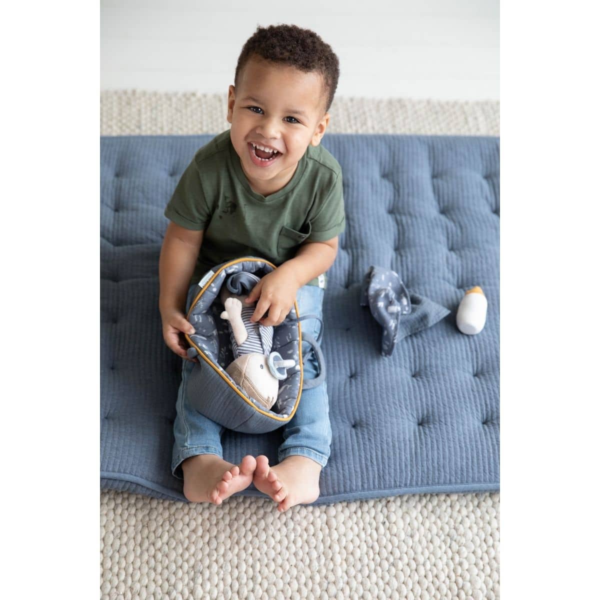 Little Dutch baby Jim with carrycot and accessories
