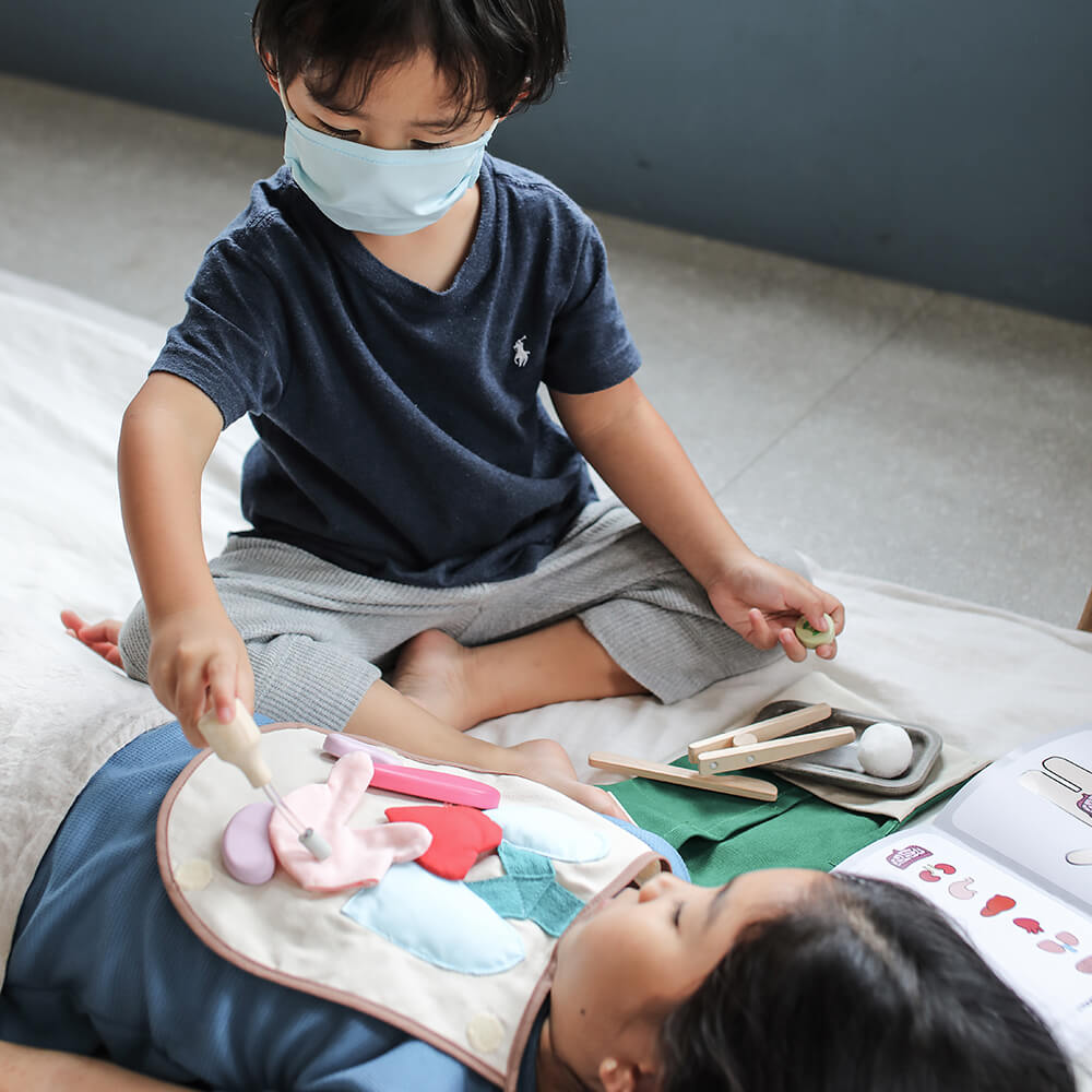 Set CIRUJANO Plantoys