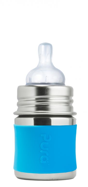 Garrafa Pura de aço inoxidável de 150ml com tetina de silicone e uma capa protetora de silicone azul turquesa.