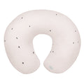 Almofada de maternidade KikkaBoo Hedge-hugs em formato U, de cor bege claro com pequenos pontos cinzentos escuros, ideal para amamentação e apoio ao bebé.