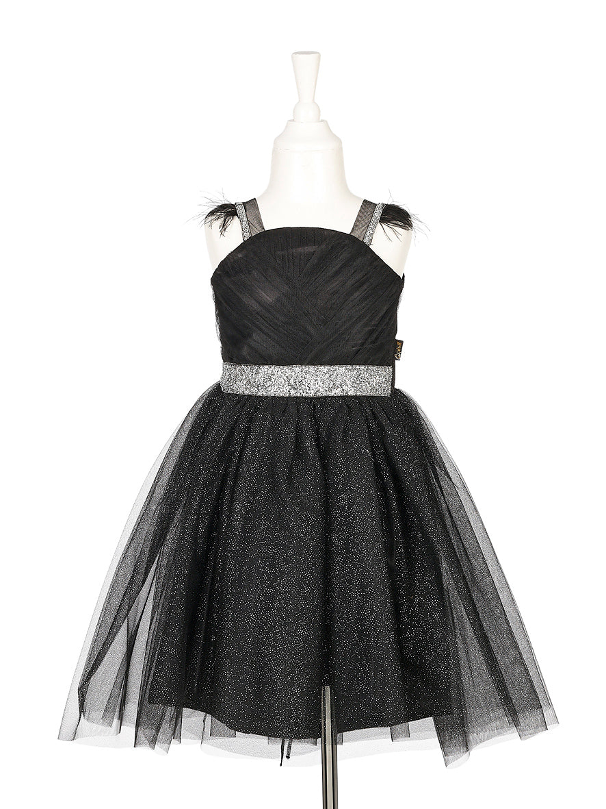 Vestido Julietta da Souza, preto com tule brilhante e cinto prateado