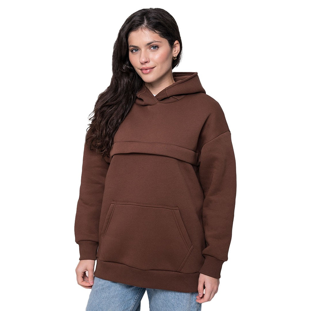 Camisola Love and Carry Chocolate vista de costas, com o capuz