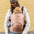 Mochila ergonómica Fidella Fusion ToddlerSize no padrão Cubic Lines Tuscany