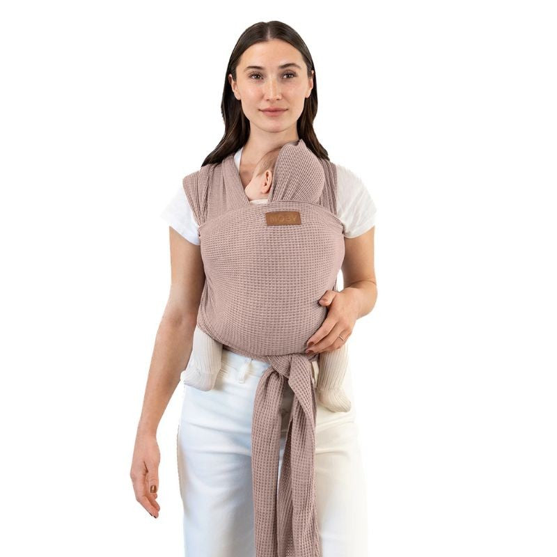 Pormenor da malha waffle do pano Moby Wrap Sandstone