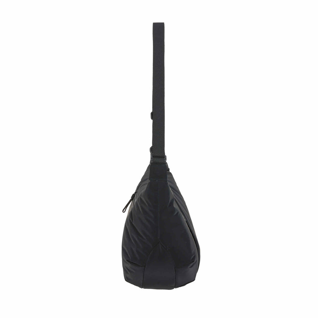 Bolsa de Maternidade Lassig Crossbody Lunua na cor preto, fotografia 8 de 8 do produto