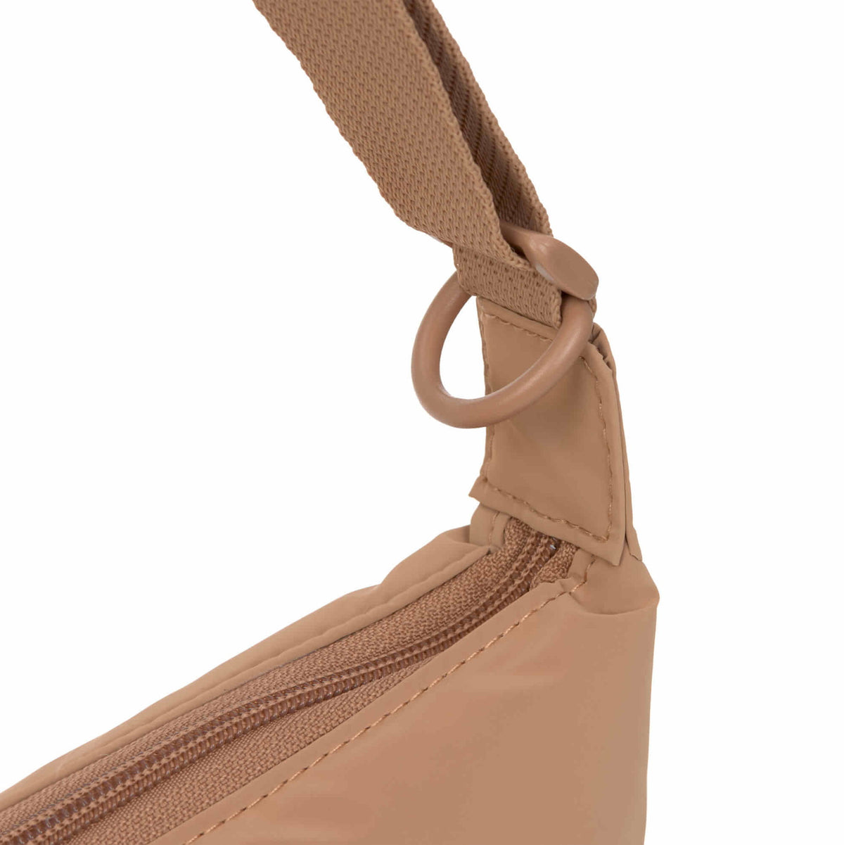 Bolsa de Maternidade Lassig Crossbody Lunua na cor amêndoa, fotografia 7 de 8 do produto