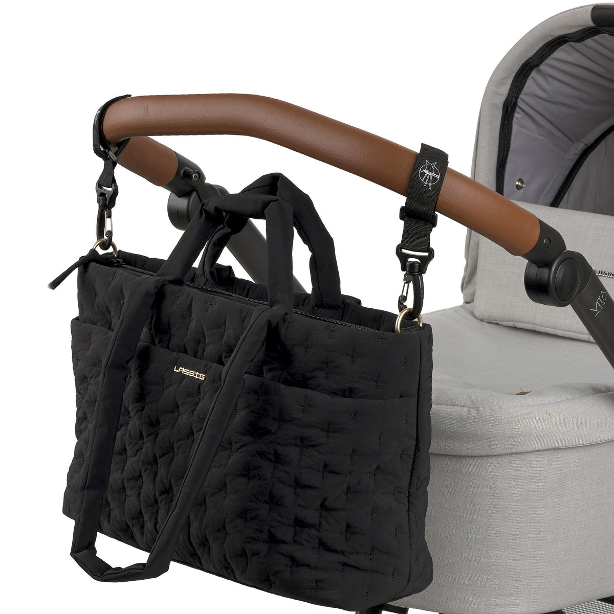 Bolsa de Maternidade Lassig Liva Acolchoada na cor preto, fotografia 8 de 8 do produto