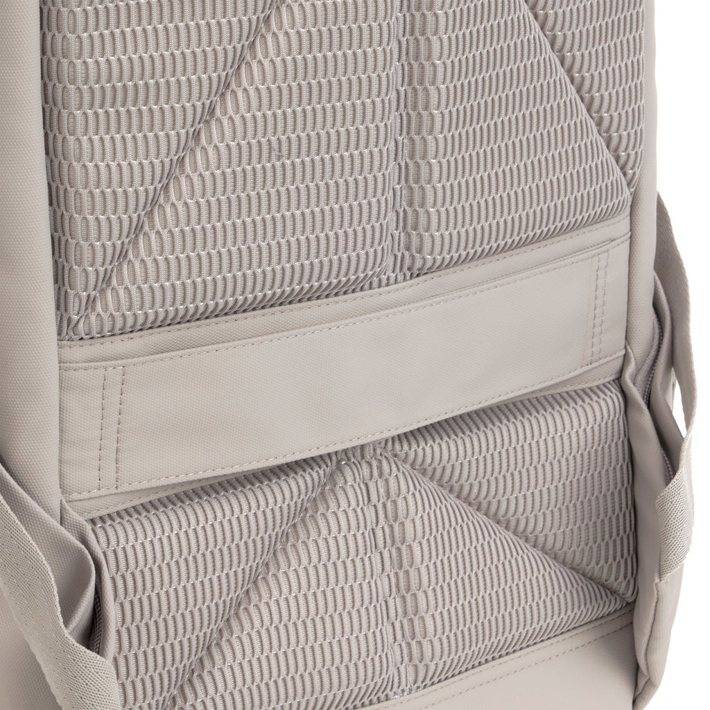 Mochila de Maternidade Lassig Slender Up na cor taupe, fotografia 7 de 8 do produto