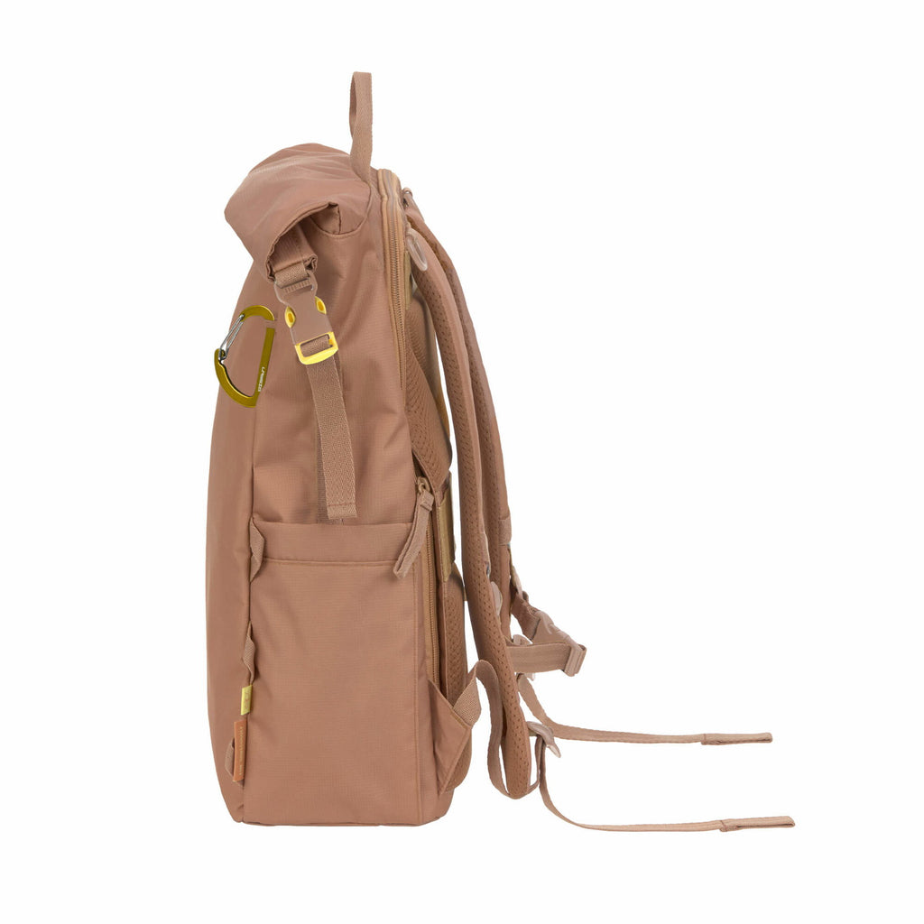 Mochila de Maternidade Lassig Outdoor Rolltop na cor amêndoa, fotografia 8 de 8 do produto
