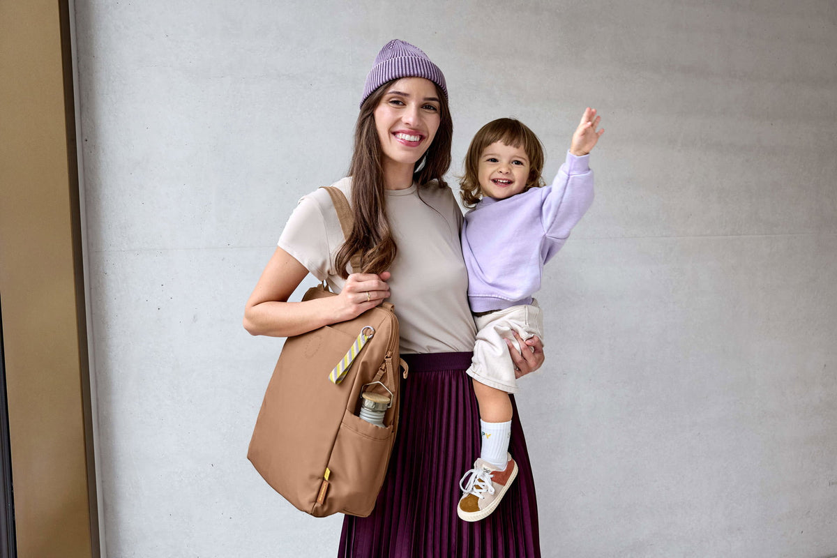 Mochila de Maternidade Lassig Conversion na cor amêndoa, fotografia 4 de 8 do produto
