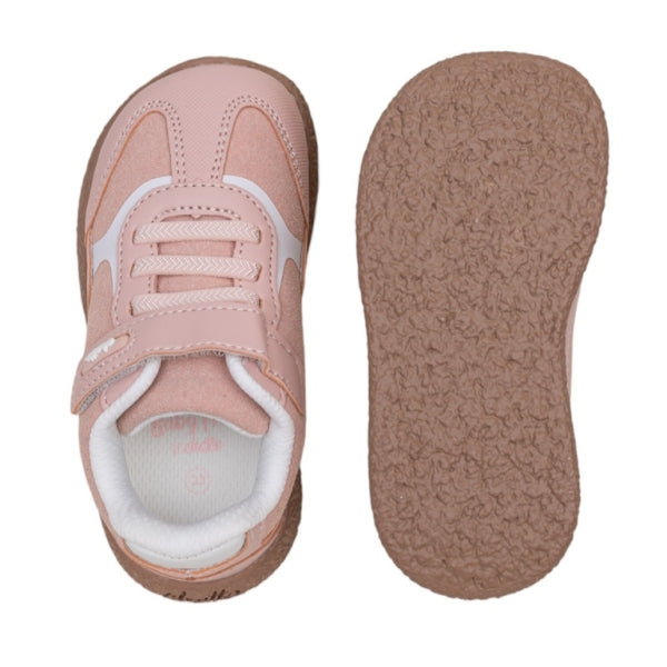 Sapatilha barefoot Chetto Mesh em rosa, vista de cima e sola de borracha em cor caramelo