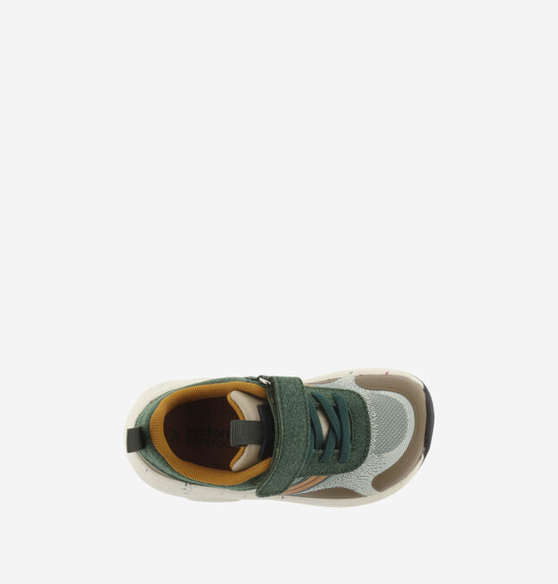 Victoria Barefoot Kai Botella Sports Sneakers