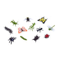 Várias figuras realistas do conjunto Mojo 12 Animais Insetos, incluindo borboletas, abelha e aranha.