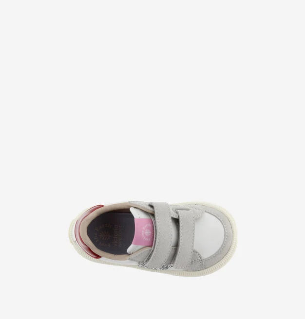 Victoria Barefoot Sapatilhas Oliver Prata *a chegar