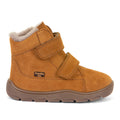 Bota barefoot Froddo ZERU TEX FURRY em cognac, impermeável e forrada, vista de perfil sobre fundo branco