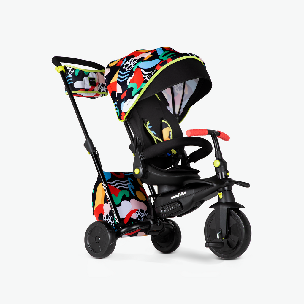 Triciclo evolutivo Smartrike STR7 Kelly Anna Imagine com capota, vista de frente