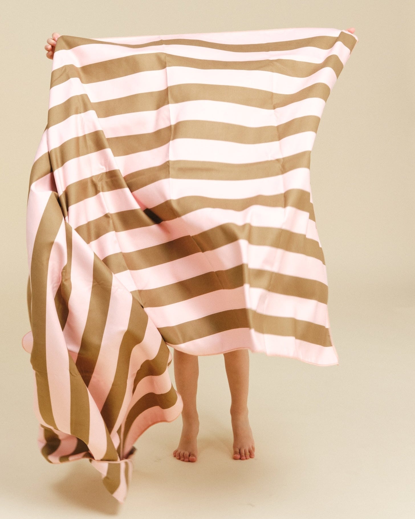 MolisandCo Toalha de microfibra Khaki & Rose Stripes