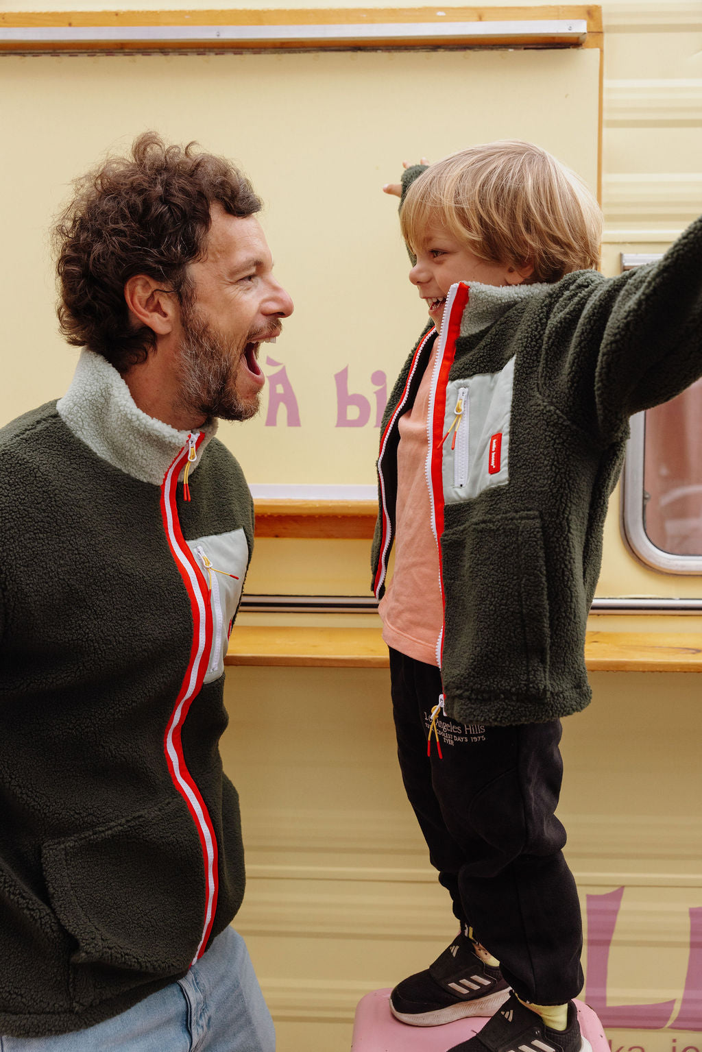 Veste polar Hello Hossy Fluffy Forest com forro polar, fecho de correr e bolso no peito, foto 7