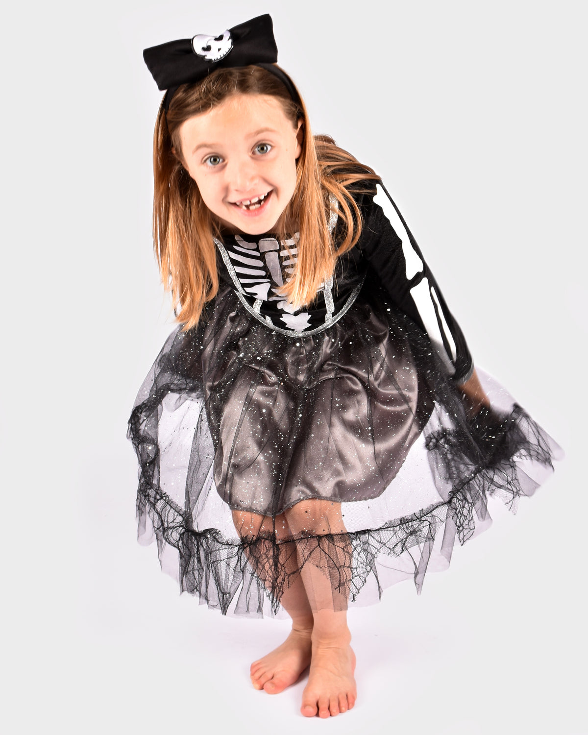 Vestido de esqueleto da Den Goda Fen com saia prateada e fita de cabelo com caveira, disfarce de Halloween