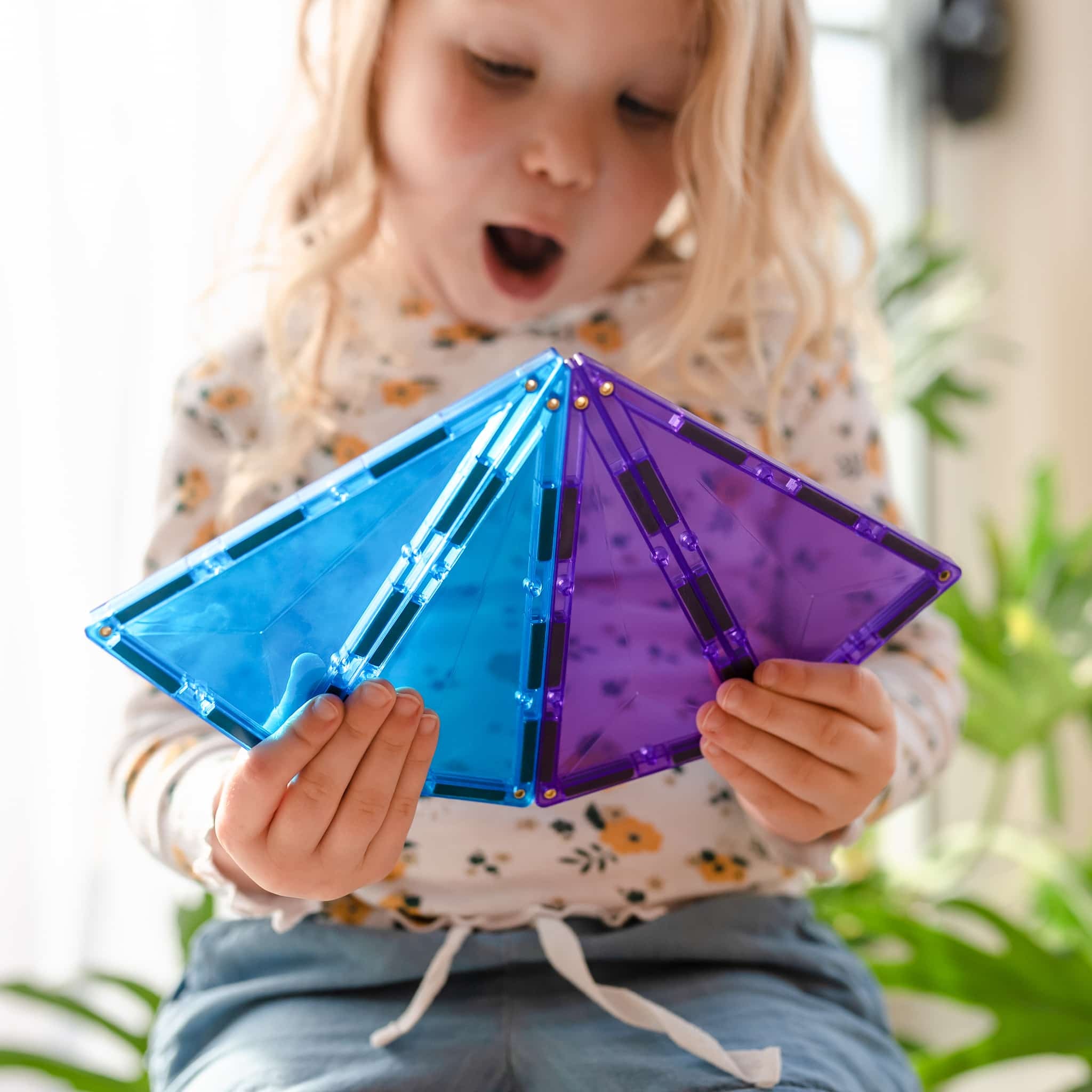 Connetix Rainbow Geometry Magnetic Block Game 30 pc