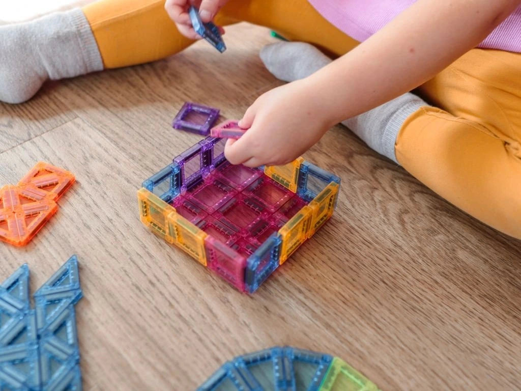 eliF!X Magnetic Building Blocks Travel Pack 100 Pieces