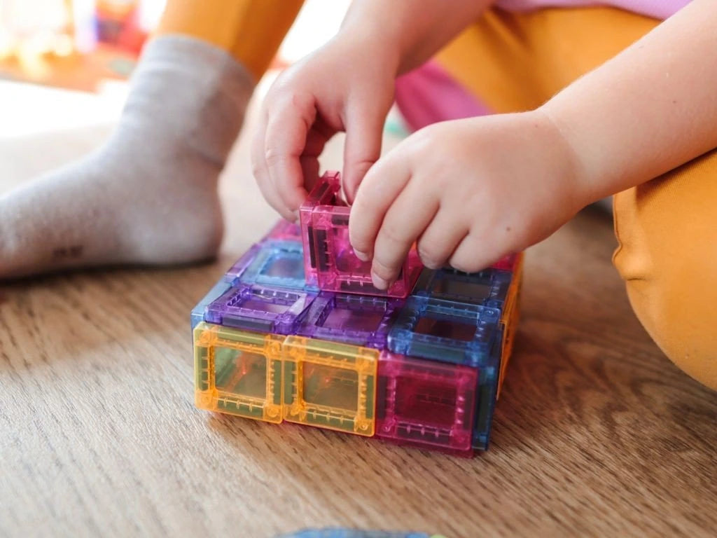 eliF!X Magnetic Building Blocks Travel Pack 100 Pieces