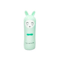 Bálsamo labial Inuwet Bunny verde menta fechado, com o coelho de expressão calma e olhos fechados.