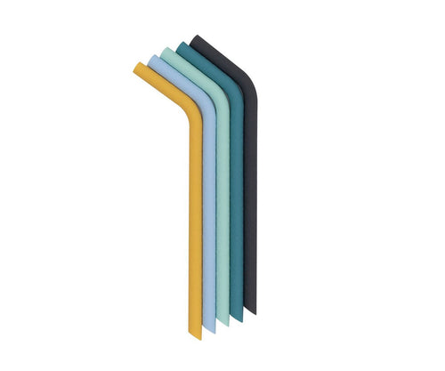 Conjunto de 5 palhinhas reutilizáveis de silicone Bendie Straws We Might Be Tiny nas cores Sun and Sky, dispostas em leque.