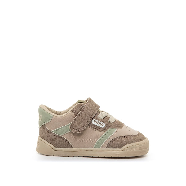 Sapatilha Mustang nude para bebe, vista lateral