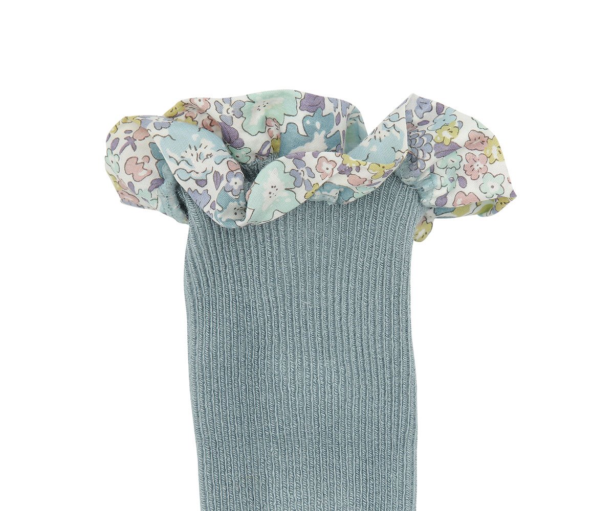 Meias antiderrapantes GoBabyGo em bambu com folho de estampado floral Liberty, cor azul acinzentado