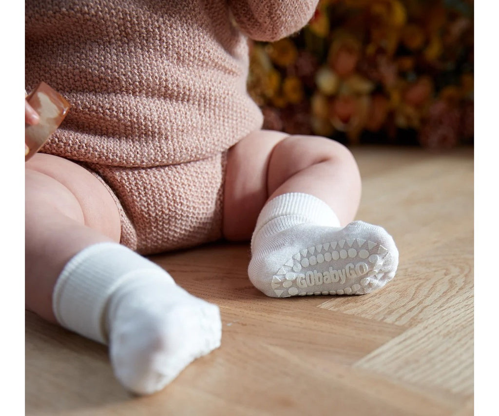 Pack de 3 pares de meias antiderrapantes GoBabyGo em viscose de bambu, cor lavanda com brilho, para bebé