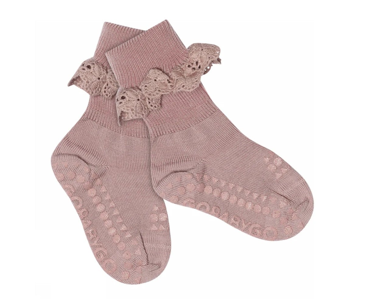 Meias antiderrapantes GoBabyGo em lã merino, cor rosa velho, com pontos antiderrapantes na sola