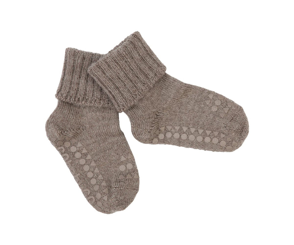 Pack de 3 pares de meias antiderrapantes GoBabyGo em lã de alpaca, cor castanho noz, para bebé