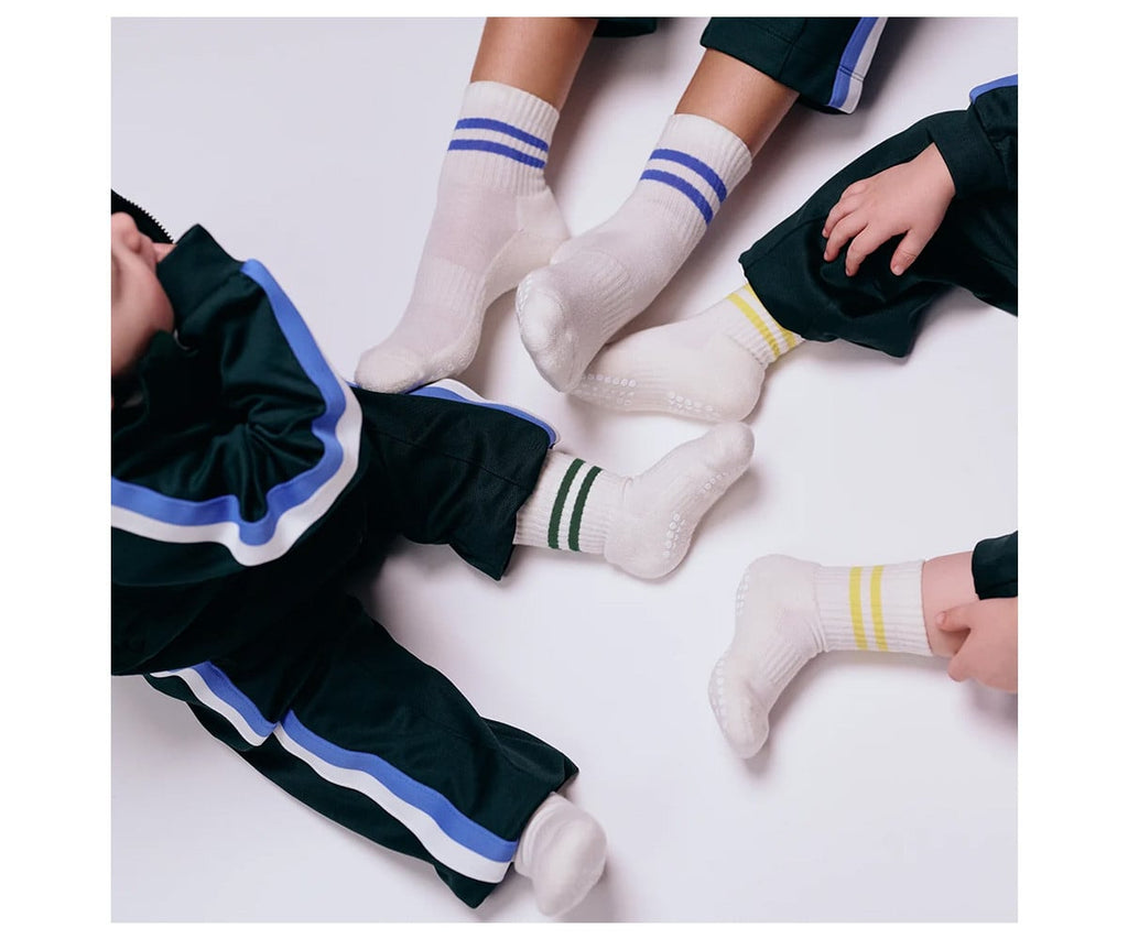 Pack de 3 pares de meias antiderrapantes GoBabyGo Sport em algodão orgânico, cor verde, com pontos na sola