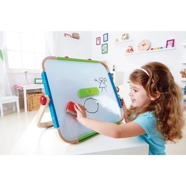 Hape Quadro de Desenho Portátil - Atelier com acessórios