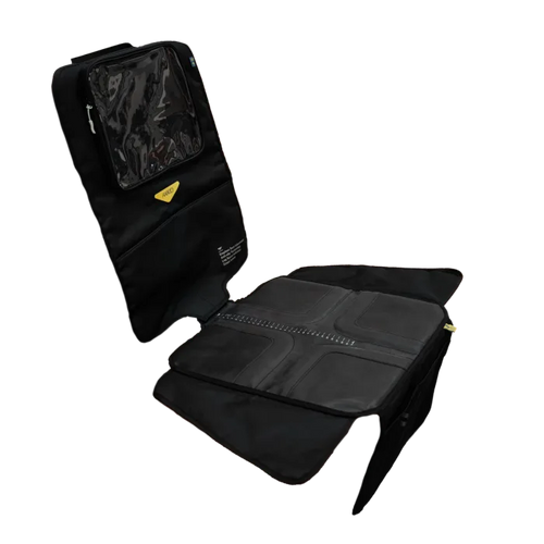 Vista lateral da capa protetora de banco Axkid 3 em 1, desdobrada para mostrar a secção do assento e do encosto com bolso para tablet.