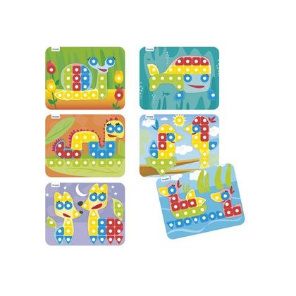 Seis modelos de mosaicos Miniland SuperPegs com desenhos coloridos de animais (caracol, baleia, patos, raposas, dragão) e paisagens, ideais para o desenvolvimento infantil.