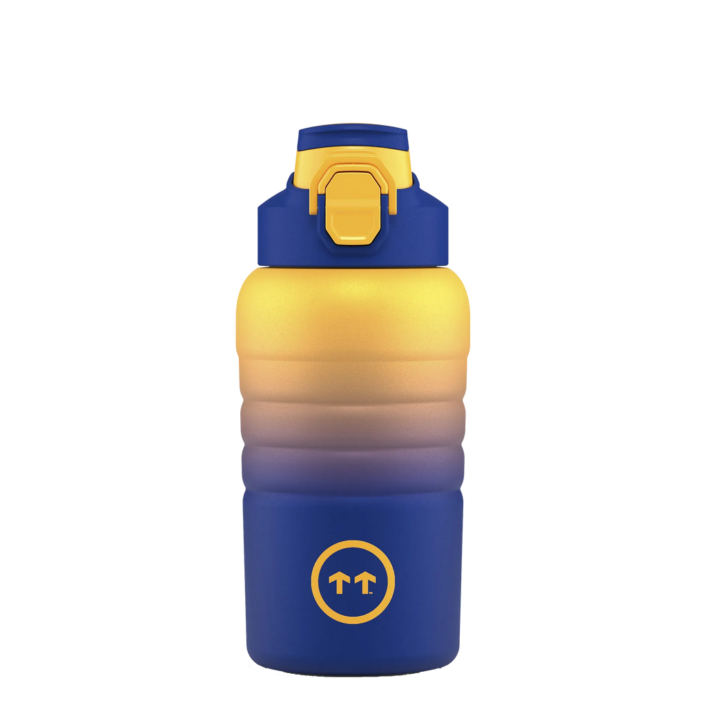 Garrafa térmica Cool Bottles Sport Paris, azul e dourada, com tampa Fitness amarela e azul, vista frontal.