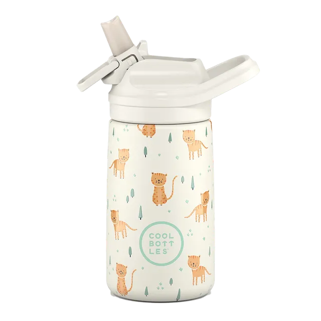 Garrafa Térmica Cool Bottles Whisker Kittens 350ml em fundo branco, com o bico de beber aberto e o padrão de gatinhos e árvores visível.