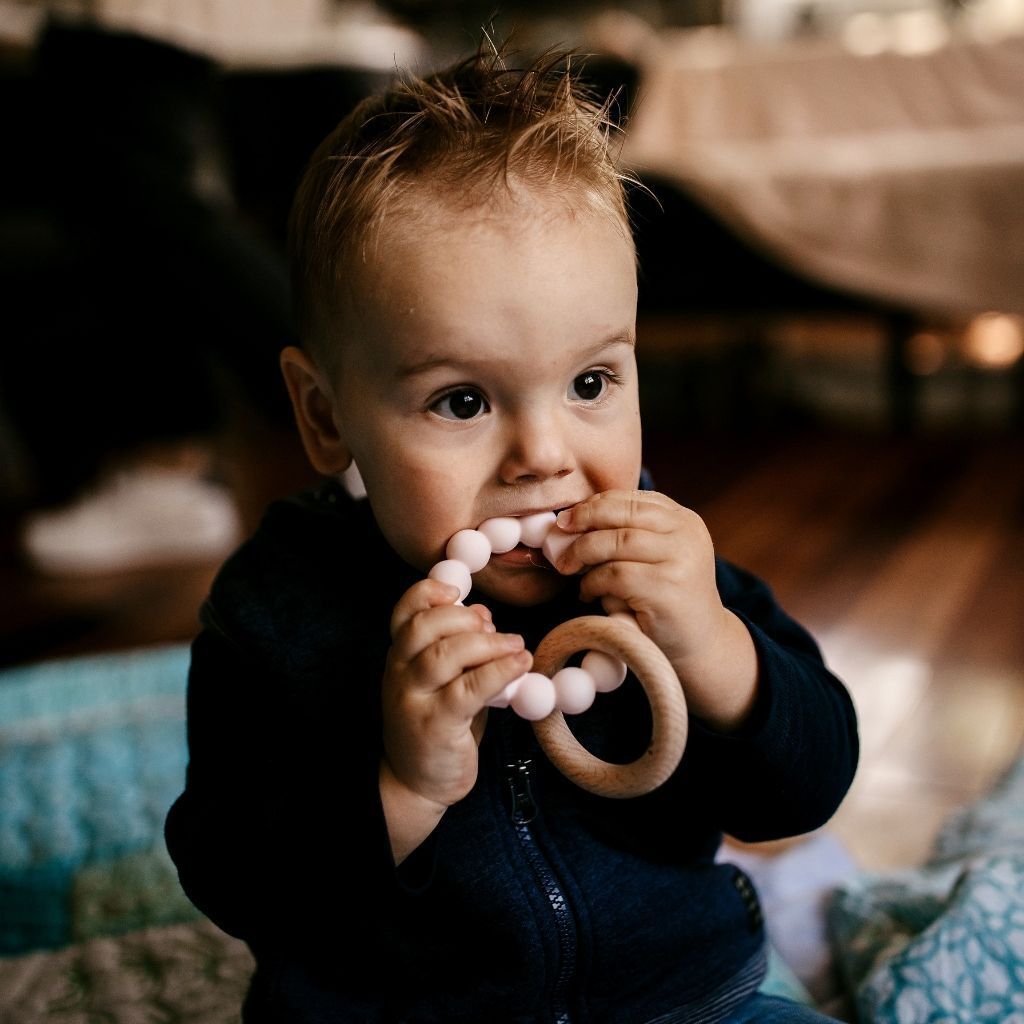 Jellystone Teether Moon Blush Pink 