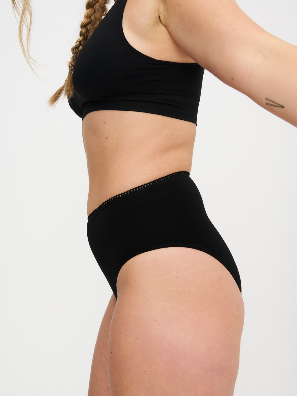AllMatters cueca menstrual de cintura alta, vista de trás