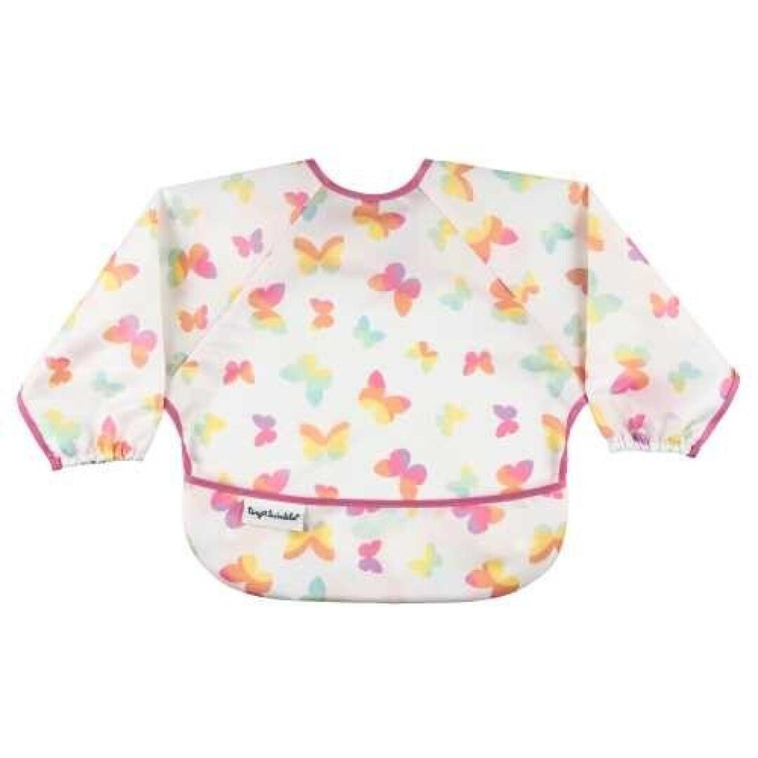 Babete impermeável de manga comprida com padrão de borboletas coloridas sobre fundo branco, acabamento em bordeaux.