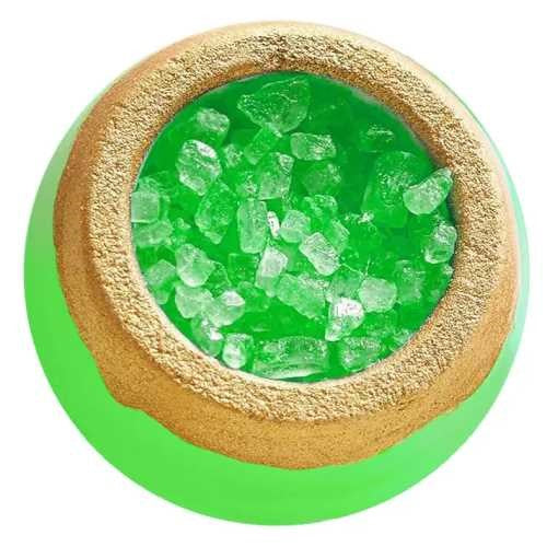Close-up de uma bomba de banho ZIMPLIKIDS verde com cristais de cor verde-claro no interior, destacando a textura granulada dos cristais.