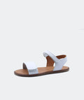 Sandália infantil bari branco sola castanha bari  de couro, modelo Blanditos, com fecho de velcro. Calçado respeitador barefoot.